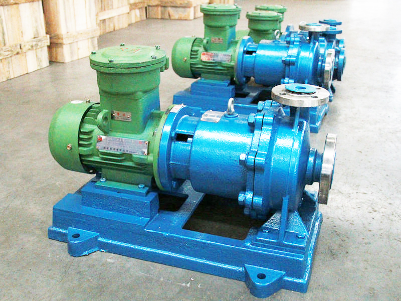 不鏽鋼（gāng）磁（cí）力泵 (1)