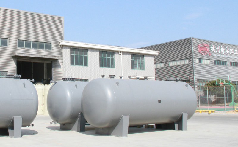 鋼（gāng）襯塑儲罐（guàn）
